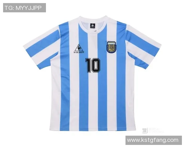 足球明星全系列球衣照片展示与背后故事揭秘