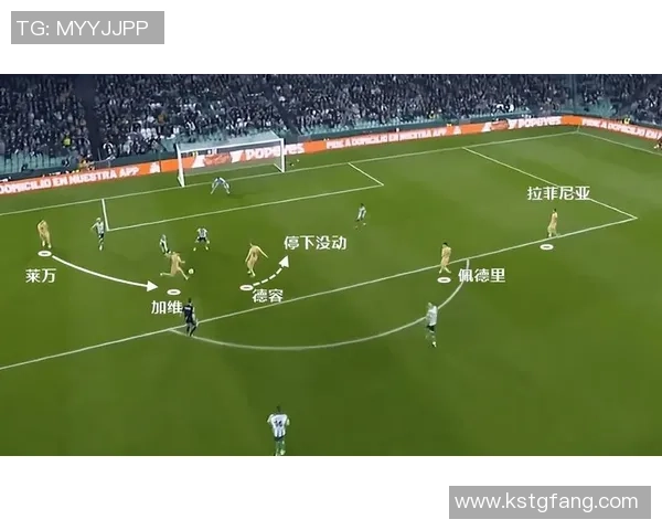 重庆排球队的整体压制策略深度解析与战术优势探讨 重庆排球队的整体压制策略深度解析与战术优势探讨