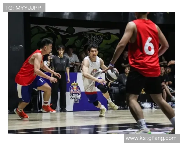 重庆篮球队的转型之路揭秘：从传统强队到现代化新军的蜕变历程