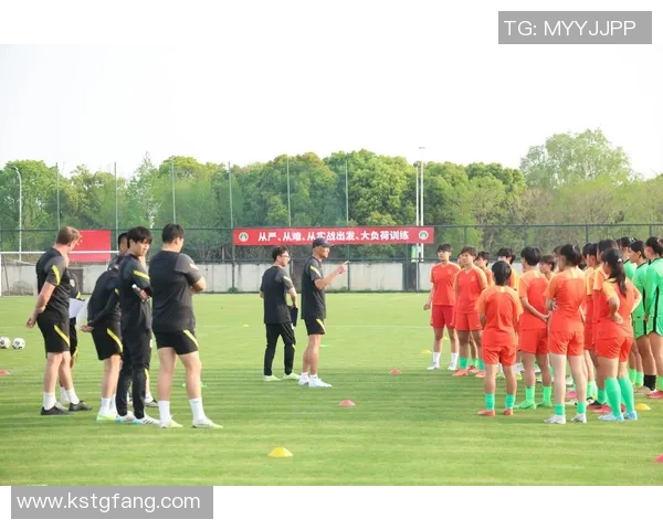 足球明星的训练秘诀揭秘如何通过科学方法提升竞技水平与身体素质 足球明星的训练秘诀揭秘如何通过科学方法提升竞技水平与身体素质